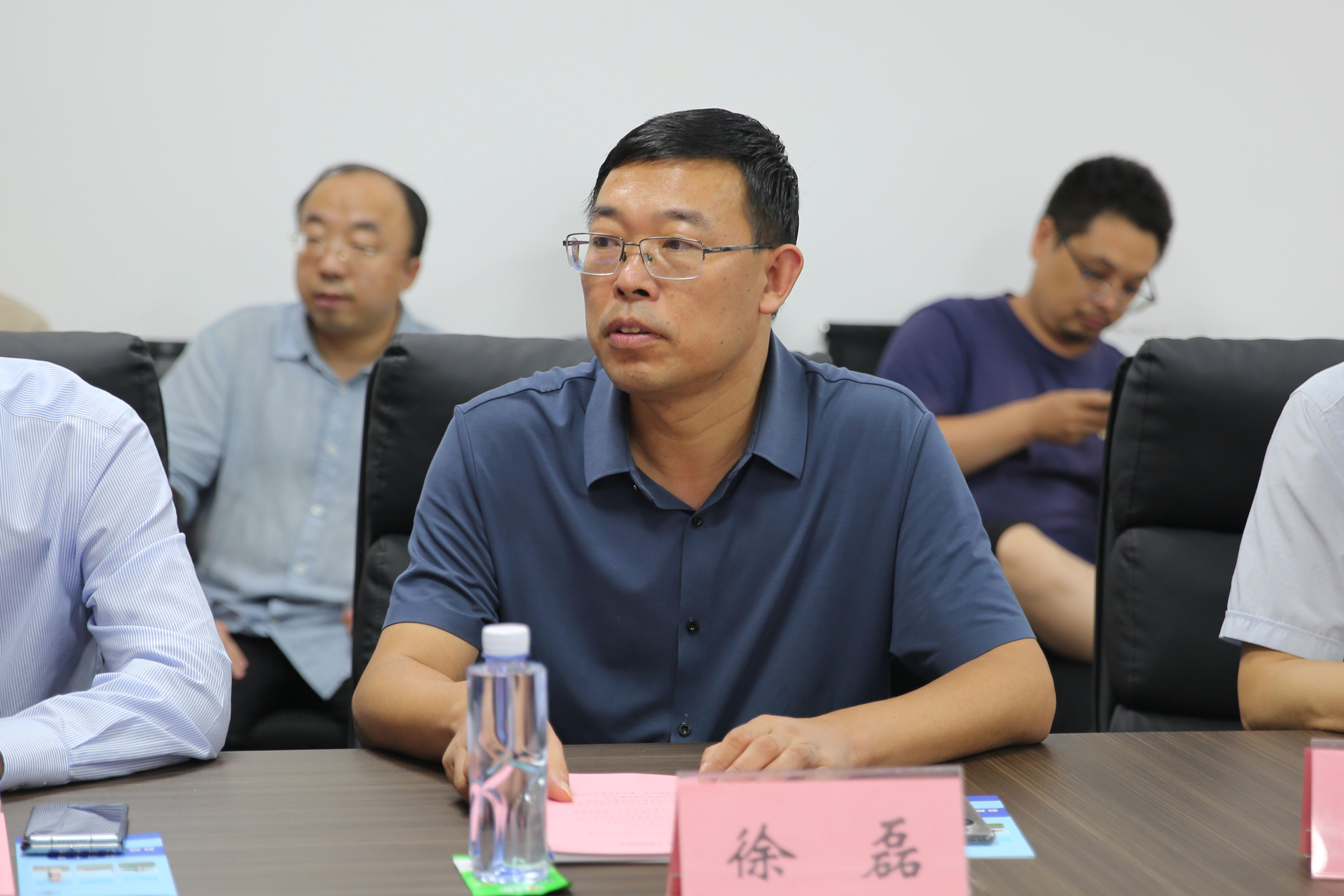 5徐磊副书记主持.jpg