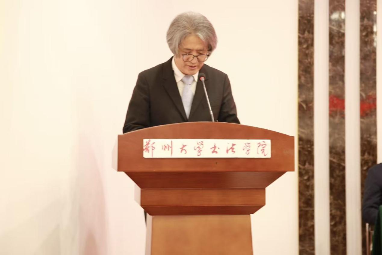 4郑晓华院长主持.png 4郑晓华院长主持.png