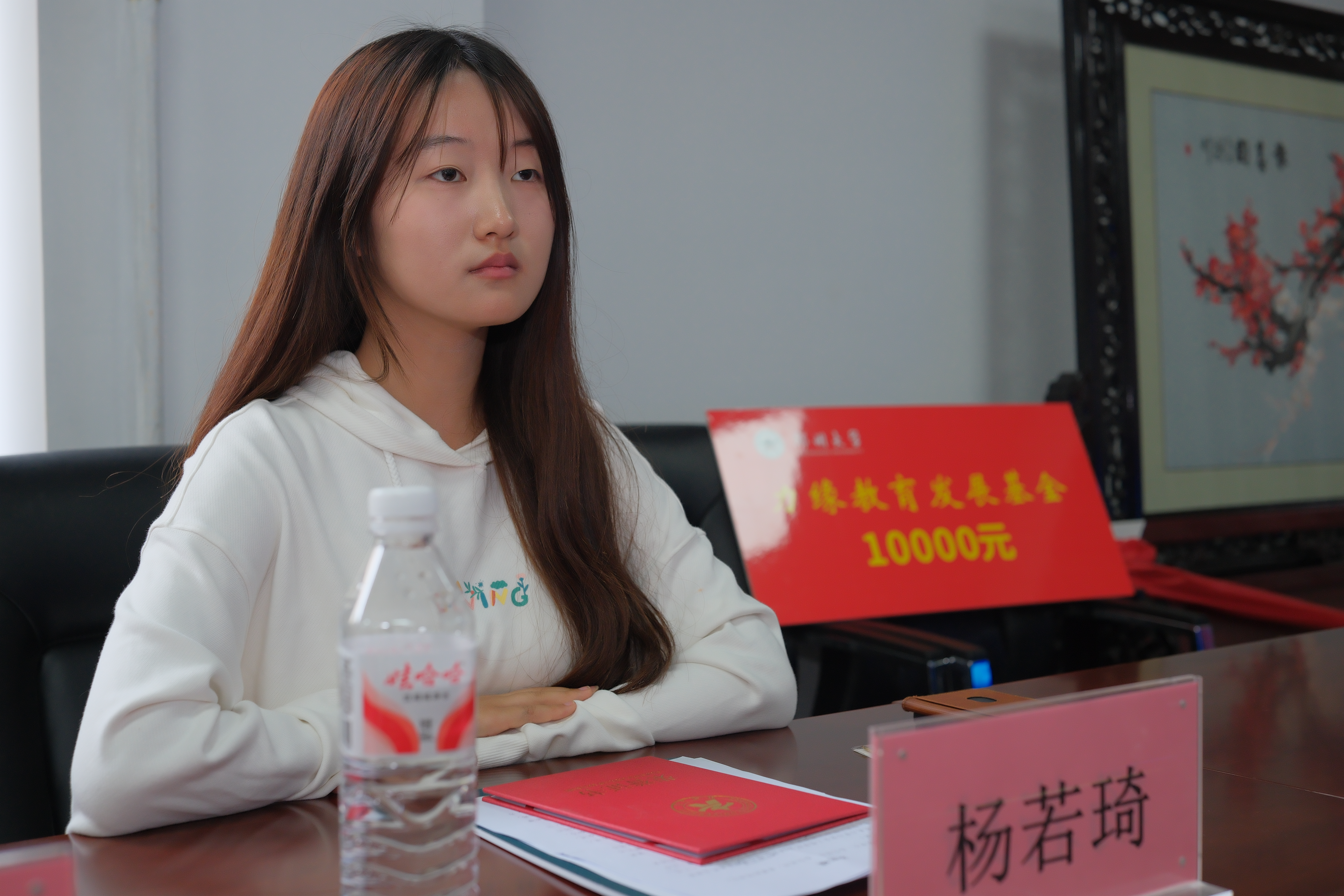 7杨若琦同学发言.JPG