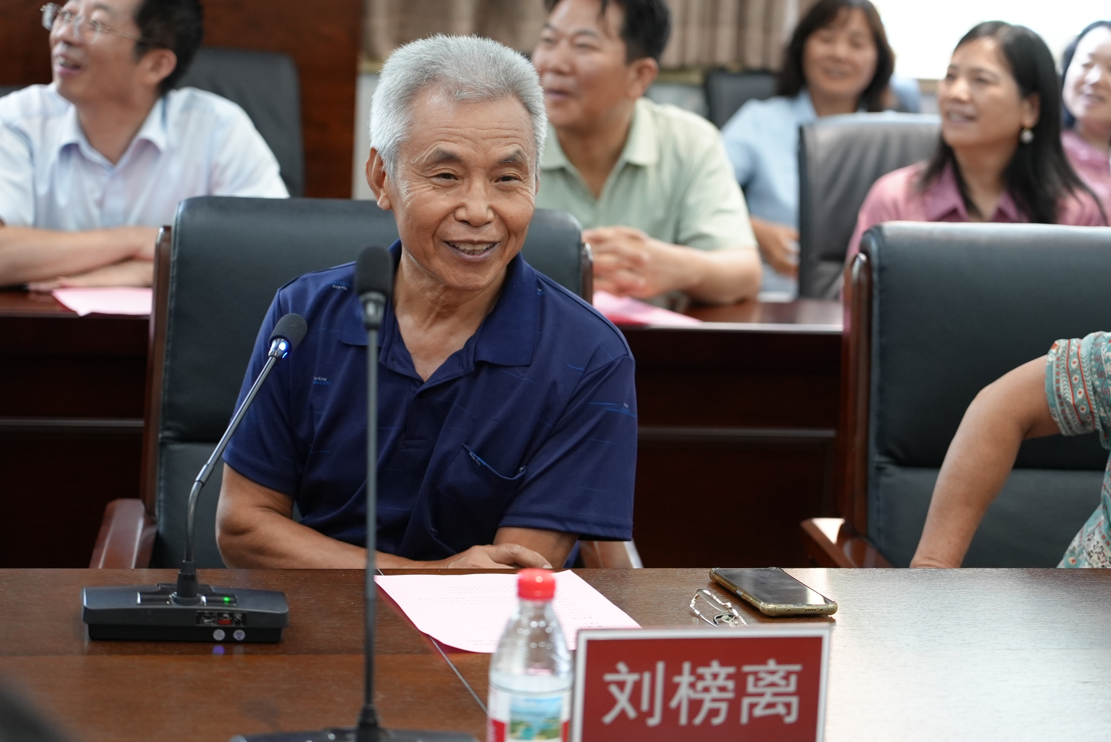 老师1.JPG